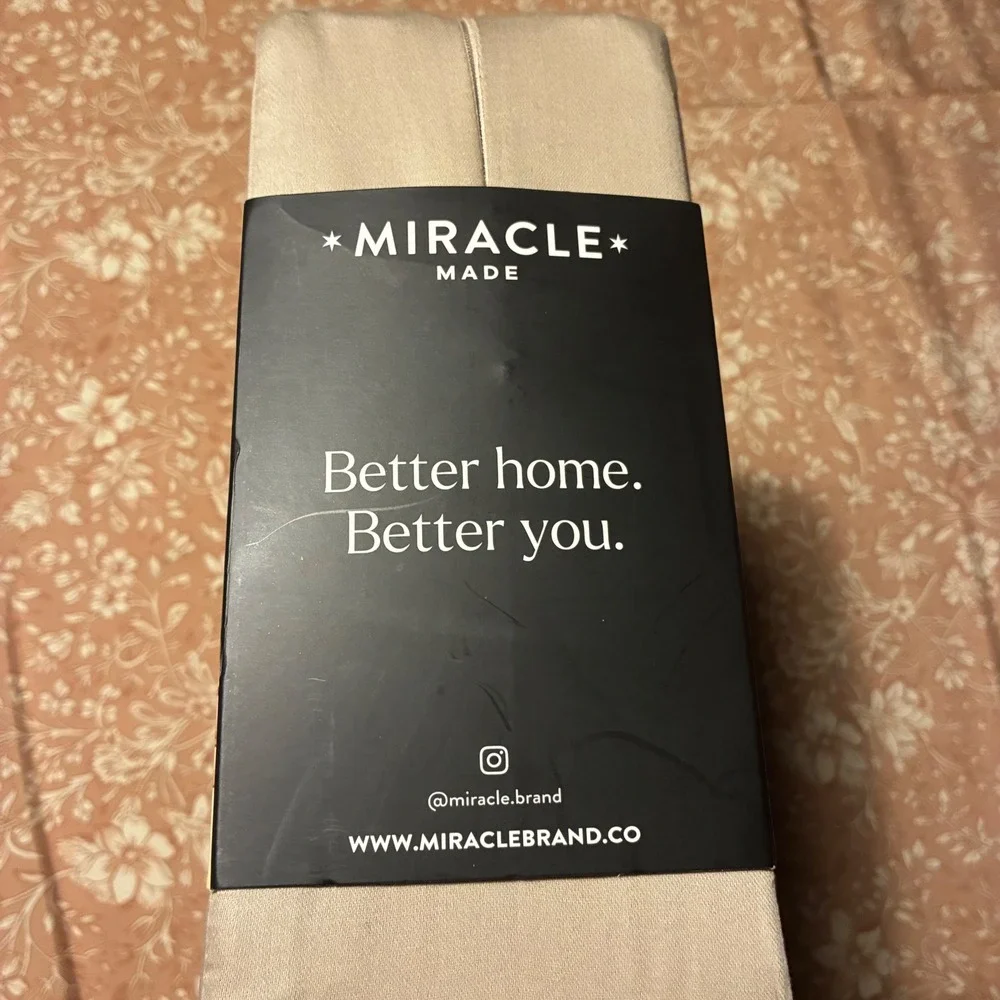Miracle Made Luxe King Sheet Set Self-Cooling Self-Cleaning Sateen Sand Tan NEW